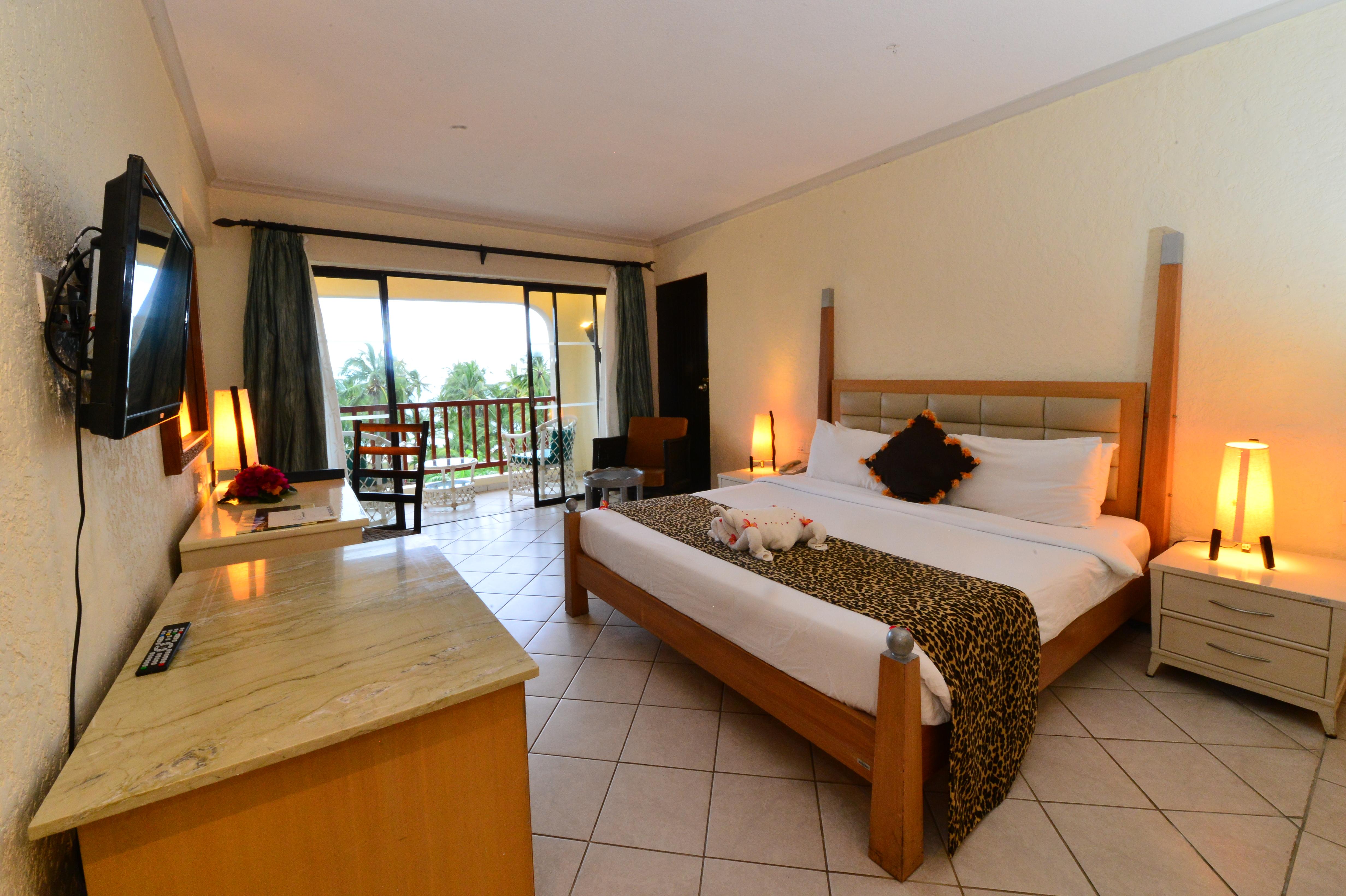Diani Reef Beach Resort & Spa - Your Beachfront Bliss Awaits Діані-Біч Екстер'єр фото Deluxe Room